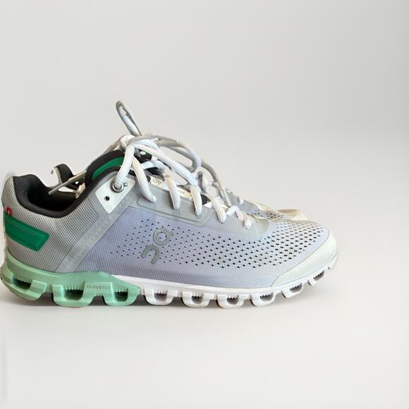 On Cloud Cloudflow 3 Running Sneakers Womens 10 Grey Training Shoes *NO INSOLES - Picture 1 of 8